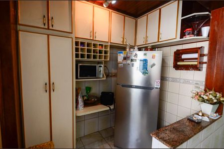 Apartamento à venda com 70m², 2 quartos e 1 vaga Apartamento à venda com 70m², 2 quartos e 1 vagaCozinha