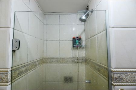 Apartamento à venda com 70m², 2 quartos e 1 vaga Apartamento à venda com 70m², 2 quartos e 1 vagaBanheiro