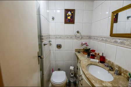 Apartamento à venda com 70m², 2 quartos e 1 vaga Apartamento à venda com 70m², 2 quartos e 1 vagaBanheiro