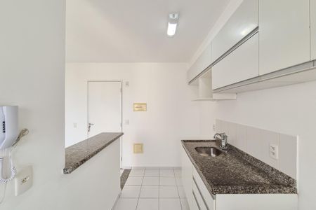Apartamento para alugar com 48m², 2 quartos e 1 vaga Apartamento para alugar com 48m², 2 quartos e 1 vagaCozinha - Armários