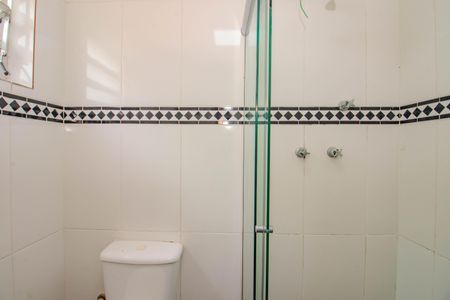 Banheiro de apartamento à venda com 1 quarto, 50m² em Jardim Dona Leopoldina, Porto Alegre