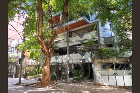 Apartamento à venda com 188m², 2 quartos e 2 vagasFachada e portaria