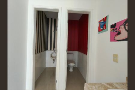 Apartamento à venda com 188m², 2 quartos e 2 vagasBanheiro