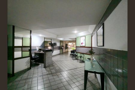 Apartamento à venda com 188m², 2 quartos e 2 vagasFachada e portaria