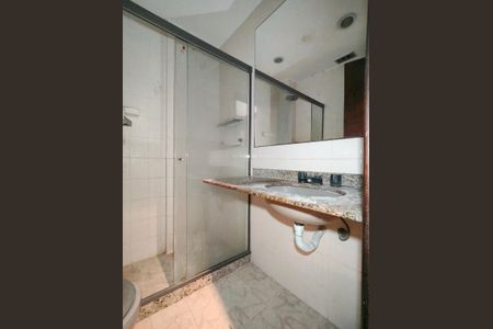 Apartamento à venda com 188m², 2 quartos e 2 vagasBanheiro da Suíte