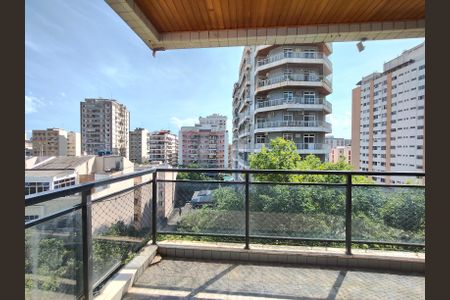 Apartamento à venda com 188m², 2 quartos e 2 vagasVista da Suíte