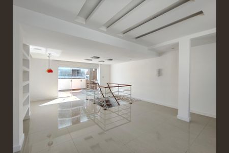Apartamento à venda com 188m², 2 quartos e 2 vagasSala de TV