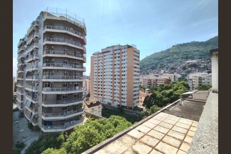 Apartamento à venda com 188m², 2 quartos e 2 vagasVista da Sacada