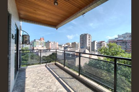 Apartamento à venda com 188m², 2 quartos e 2 vagasVaranda da Sala