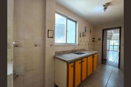 Apartamento à venda com 188m², 2 quartos e 2 vagasCozinha