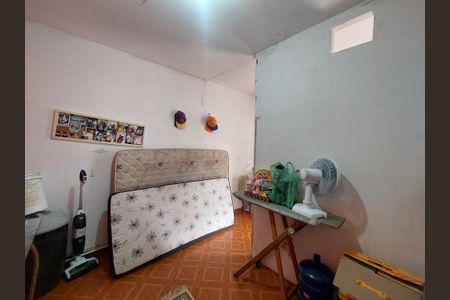 Sala de casa para alugar com 1 quarto, 73m² em Vila Romano, São Paulo