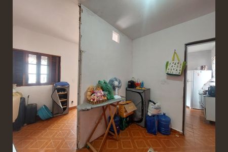 Sala de casa para alugar com 1 quarto, 73m² em Vila Romano, São Paulo