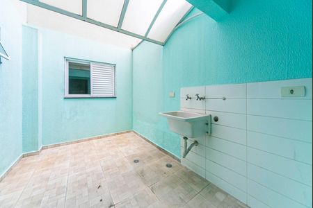 Apartamento à venda com 47m², 2 quartos e 1 vaga Apartamento à venda com 47m², 2 quartos e 1 vagaÁrea de Serviço