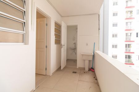 Apartamento à venda com 137m², 3 quartos e 1 vagaÁrea de Serviço