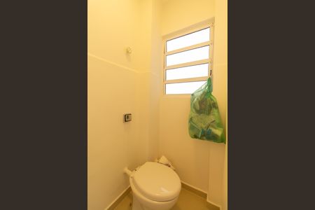 Apartamento à venda com 137m², 3 quartos e 1 vagaÁrea de Serviço