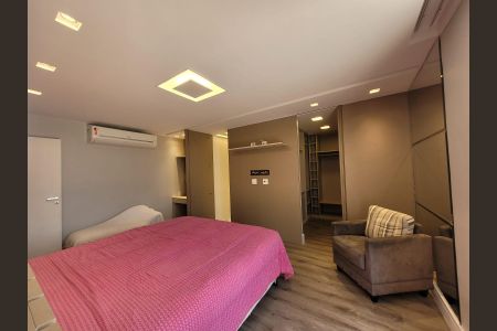 Apartamento à venda com 220m², 3 quartos e 3 vagas