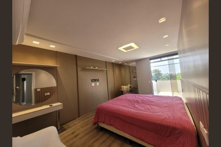 Apartamento à venda com 220m², 3 quartos e 3 vagas