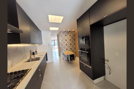Apartamento à venda com 3 quartos, 220m² em Recreio dos Bandeirantes, Rio de Janeiro