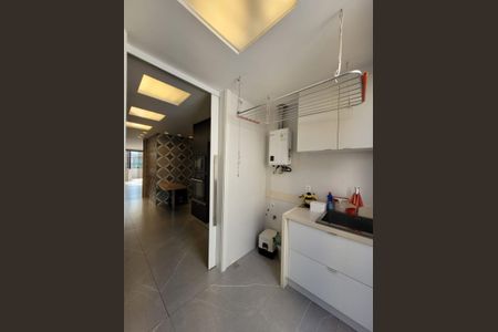 Apartamento à venda com 220m², 3 quartos e 3 vagas