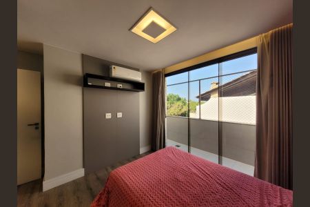 Apartamento à venda com 220m², 3 quartos e 3 vagas