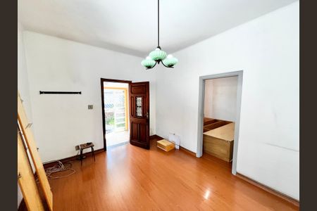 Sala de casa à venda com 2 quartos, 150m² em Jardim São Paulo, São Paulo