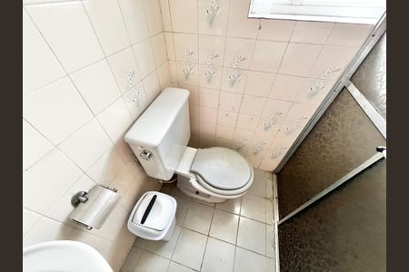 Casa à venda com 150m², 4 quartos e 4 vagasBanheiro 2