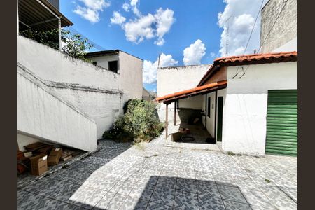 Casa à venda com 150m², 4 quartos e 4 vagasQuintal