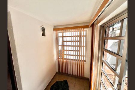 Casa à venda com 150m², 4 quartos e 4 vagasEntrada