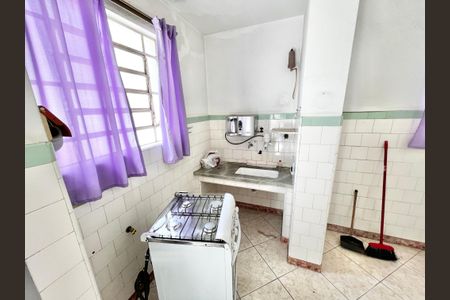 Casa à venda com 150m², 4 quartos e 4 vagasCozinha