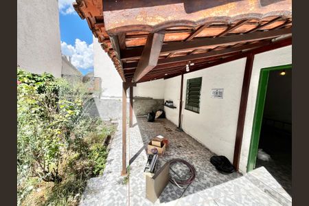 Casa à venda com 150m², 4 quartos e 4 vagasQuintal