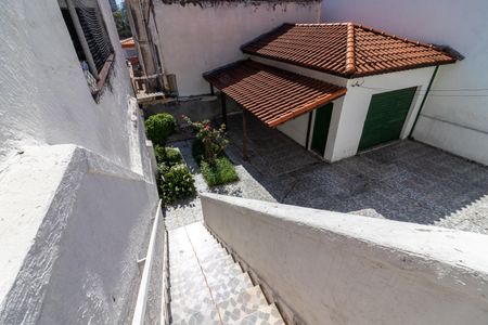 Casa à venda com 150m², 4 quartos e 4 vagasÁrea de Serviço - Escada