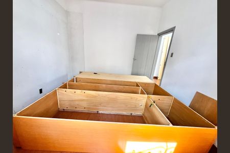 Casa à venda com 150m², 4 quartos e 4 vagasQuarto 2