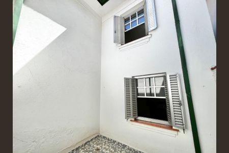 Casa à venda com 150m², 4 quartos e 4 vagasJardim de Inverno