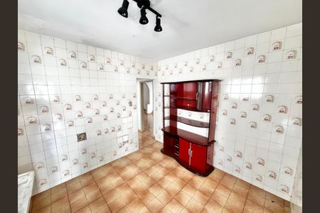 Casa à venda com 150m², 4 quartos e 4 vagasCozinha 2