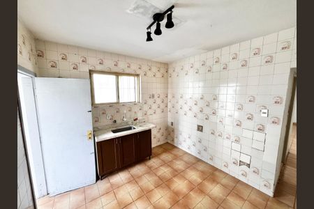 Casa à venda com 150m², 4 quartos e 4 vagasCozinha 2