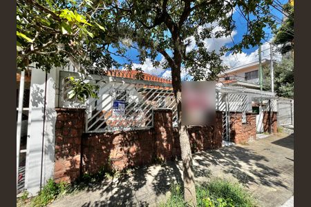 Casa à venda com 150m², 4 quartos e 4 vagasFachada/Placa