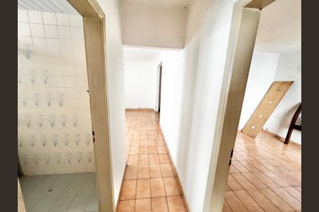 Casa à venda com 150m², 4 quartos e 4 vagasCorredor