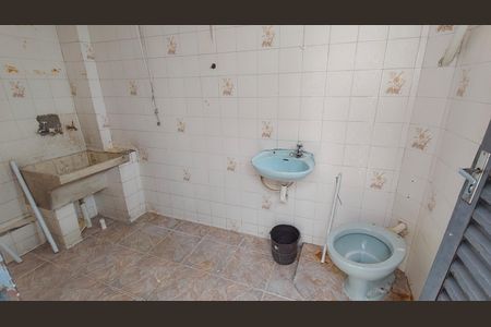 Casa à venda com 264m², 7 quartos e 2 vagas Casa à venda com 264m², 7 quartos e 2 vagasÁrea de Serviço