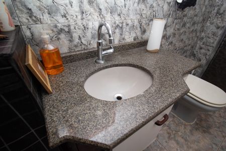 Casa à venda com 265m², 6 quartos e 2 vagasBanheiro Social