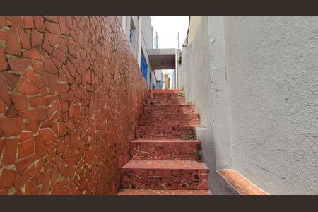 Casa à venda com 264m², 7 quartos e 2 vagas Casa à venda com 264m², 7 quartos e 2 vagasCorredor