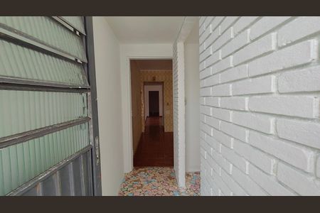 Casa à venda com 264m², 7 quartos e 2 vagas Casa à venda com 264m², 7 quartos e 2 vagasCorredor