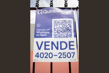 Casa à venda com 265m², 6 quartos e 2 vagasFachada - placa instalada