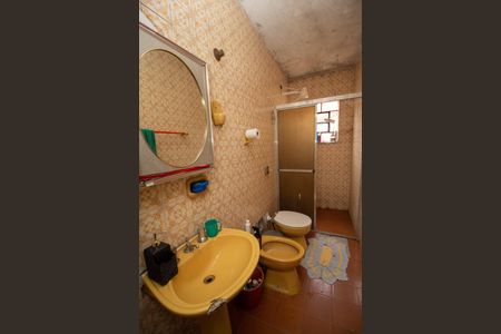 Casa à venda com 265m², 6 quartos e 2 vagasBanheiro - Casa 2