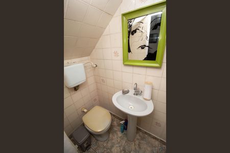 Casa à venda com 265m², 6 quartos e 2 vagasBanheiro da Suíte