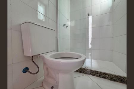 Suite 1- Banheiro de casa de condomínio para alugar com 3 quartos, 320m² em Vargem Grande, Rio de Janeiro