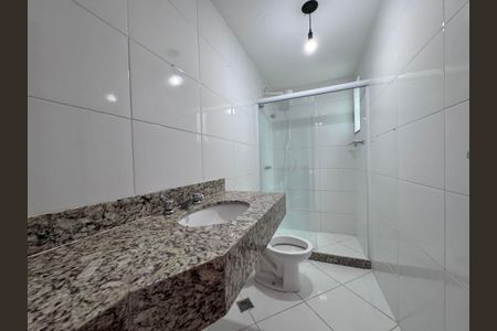 Casa de condomínio para alugar com 320m², 4 quartos e 2 vagasSuite 3 - Banheiro