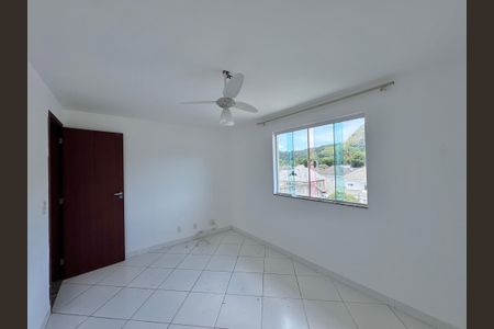 Casa de condomínio para alugar com 320m², 4 quartos e 2 vagasSuite 3