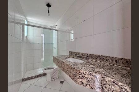 Casa de condomínio para alugar com 320m², 4 quartos e 2 vagasSuite 2 - Banheiro