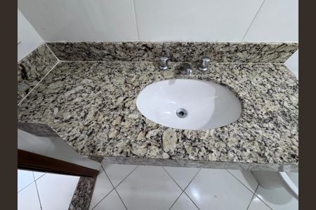 Casa de condomínio para alugar com 320m², 4 quartos e 2 vagasSuite 3 - Banheiro