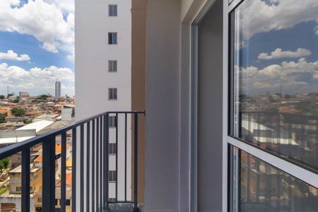 Apartamento para alugar com 39m², 2 quartos e 1 vaga Apartamento para alugar com 39m², 2 quartos e 1 vagaVaranda